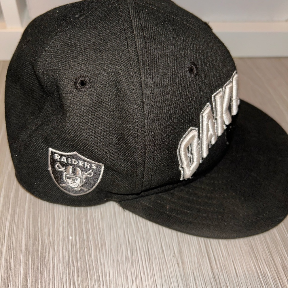 Oakland Raiders - New Era / 59FIFTY - Official 2012 NFL Draft Hat - Size 6 3/4 - Picture 3 of 4